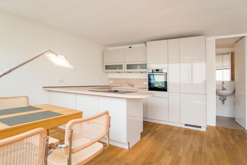 Modernes, Sonniges Appartement Im Herzen Von Duesseldorf Εξωτερικό φωτογραφία