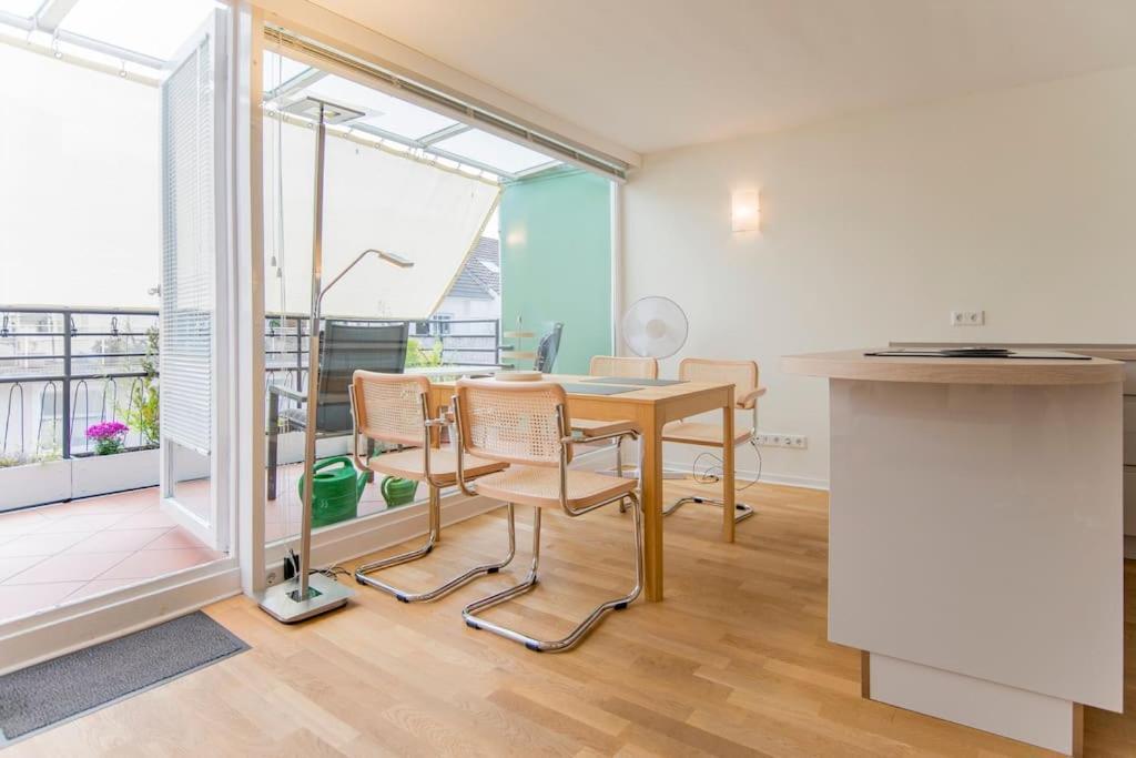 Modernes, Sonniges Appartement Im Herzen Von Duesseldorf Εξωτερικό φωτογραφία
